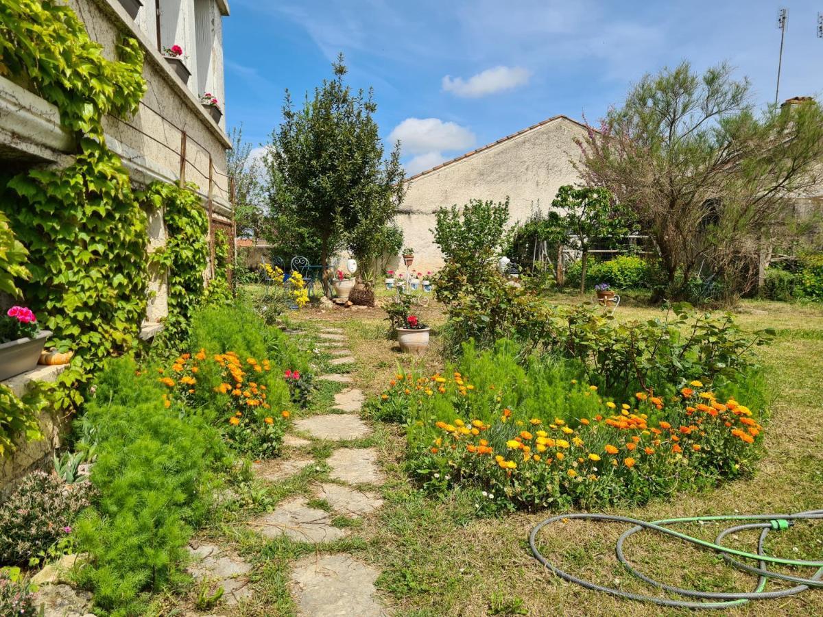 Villa Pierre Condom Extérieur photo